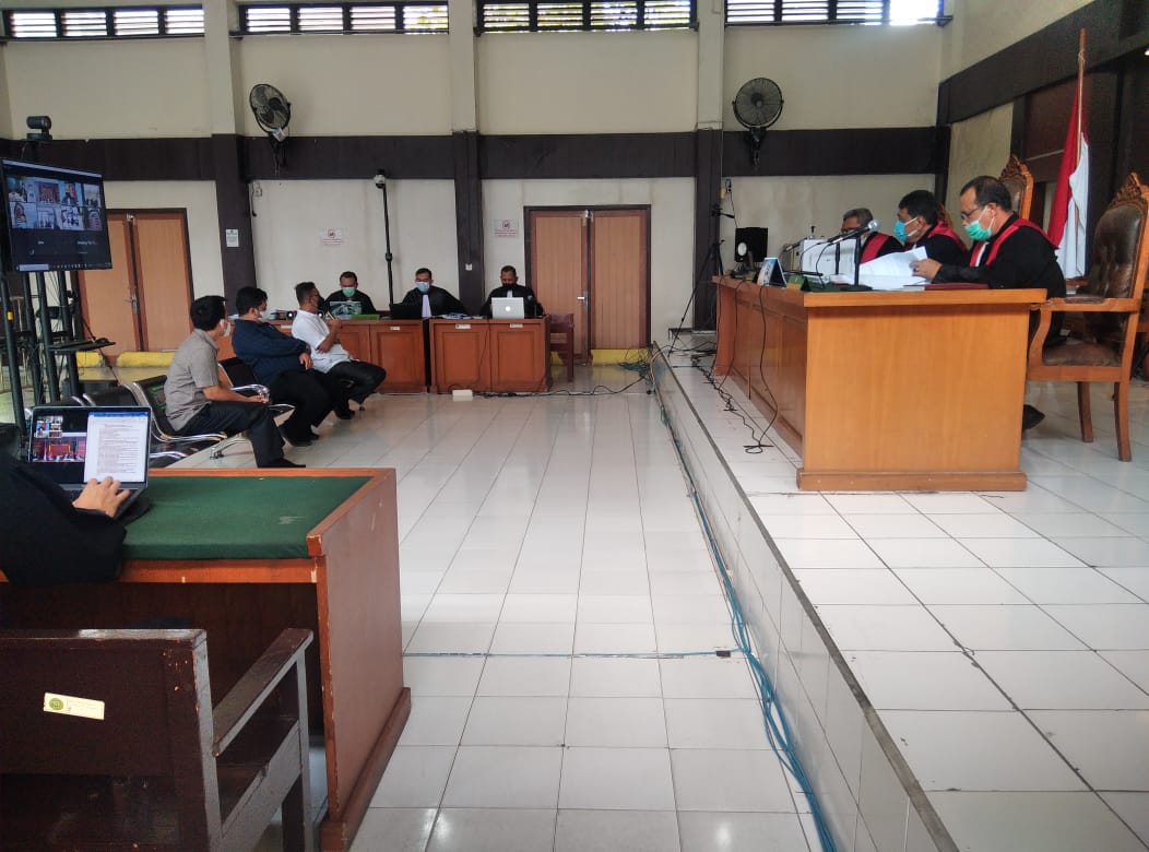Sidang kasus dugaan korupsi suap pengadaan barang dan jasa empat paket proyek di Dinas Pekerjaan Umum dan Penataan Ruang Kabupaten Muba