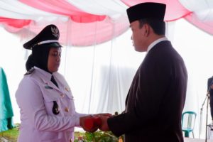 Bupati Muba, Beni Hernedi, menghadiri agenda pelantikan Pergantian Antar Waktu (PAW) Kepala Desa (Kades) Talang Mandung Kecamatan Jirak Jaya ketimbang PAW Pimpinan DPRD Muba.