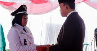 Bupati Muba, Beni Hernedi, menghadiri agenda pelantikan Pergantian Antar Waktu (PAW) Kepala Desa (Kades) Talang Mandung Kecamatan Jirak Jaya ketimbang PAW Pimpinan DPRD Muba.