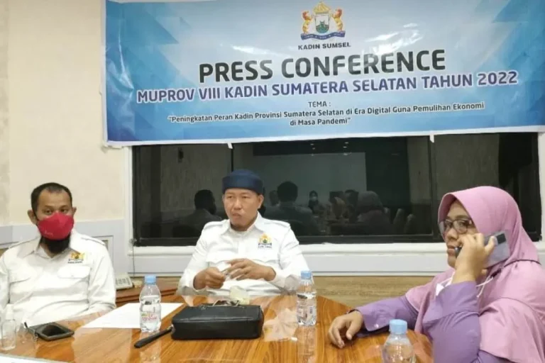 Konferensi Pers SC Bakal Calon Ketua KADIN Sumsel