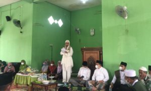 Hj. R.A. Anita Noeringhati, pada hari Jum’at tanggal 25 Februari 2022 menghadiri Peringatan Hari Lahir Nadhlatul Ulama (NU) ke 96
