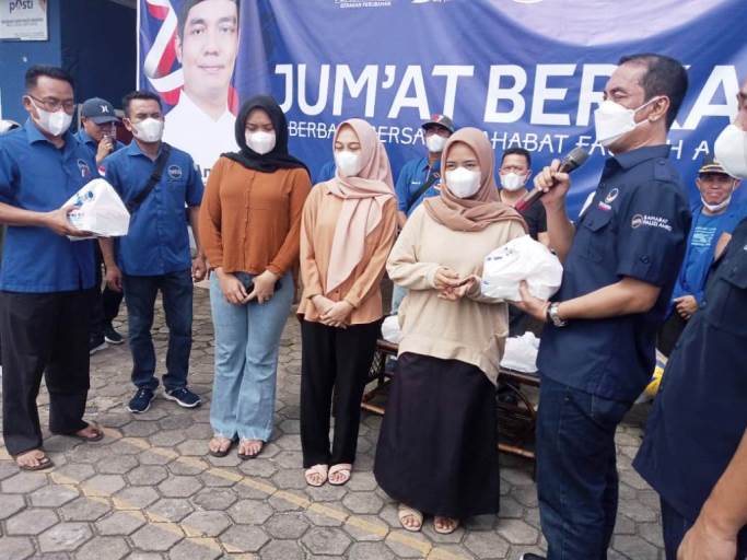 Fauzi H. Amro Launching Gerakan Jum'at Berkah