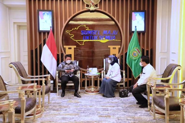 Herman Deru menerima Rektor UIN Raden Fatah Palembang
