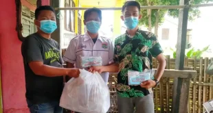 Bersama BBJ dan SMSI Silampari, Karang Taruna Lubuklinggau Bagikan Masker dan Vitamin. (BEKISARMEDIA.ID/HAIRUDIN)