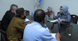 Hj. Anita Noeringhati Turun Langsung ke PT. Tunas Baru Lampung