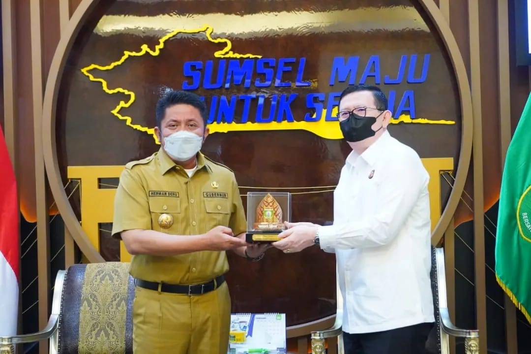 Gubernur Sumsel, Herman Seru, menerima Kepala Kejaksaan Tinggi Sumsel, M. Rum