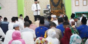 Wakil Gubernur Sumsel, Mawardi Yahya, Safari Ramadhan di Desa Ibul Besar II, Ogan Ilir. (foto : Humas Pemprov Sumsel)