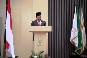 Pelapor Tim Perumus Menyampaikan Rekomendas-Rekomendasi terhadap LKPJ Gubernur Sumsel. (foto : Humas DPRD Sumsel)