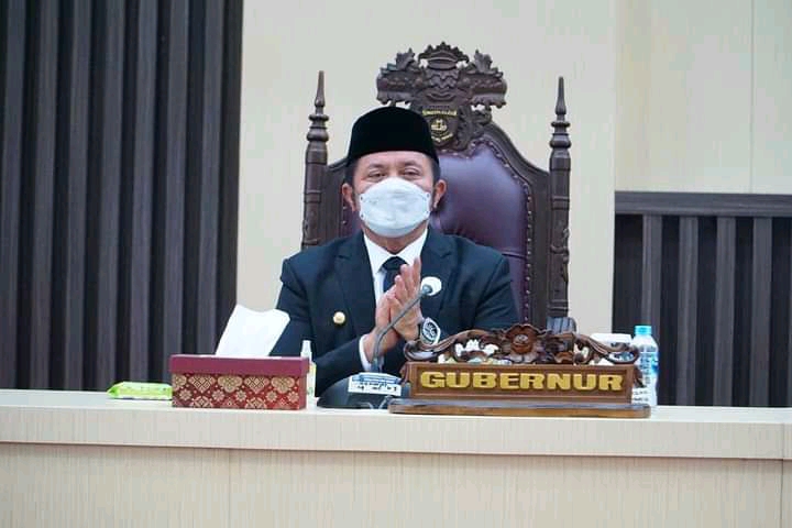 Gubernur Sumsel H Herman Deru saat Menghadiri rapat Paripurna ke- LI (51) DPRD Prov. Sumsel, di Gedung DPRD Prov. Sumsel, Hari Rabu 08 Juni 2022. (Foto: Humas Pemorov Sumsel)