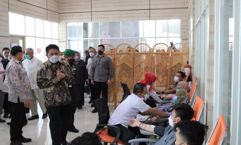 Gubernur Sumsel H Herman Deru ketika menyampaikan arahan pada peringatan hari jadi RSUD Siti Fatimah ke -4 Tahun, Kamis 23 Juni 2022.(Foto: Humas Pemprov Sumsel)