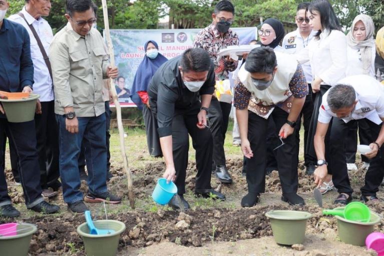 Gubernur Sumsel Bersama Pengurus Gencar Indonesia. (foto : Humas Pemprov Sumsel)
