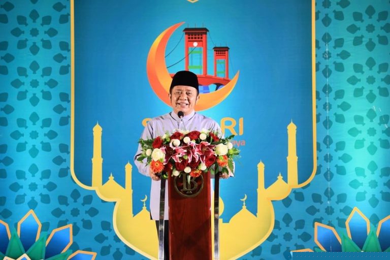 Gubernur Sumsel saat menghadiri Syariah Festival Sriwijaya (Syafari) tahun 2022. (foto : Humas Pemprov Sumsel)
