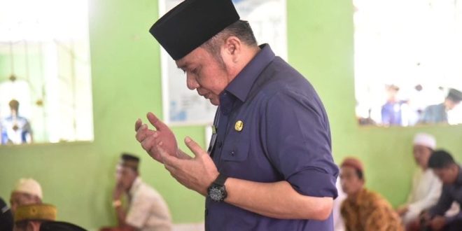 Herman Deru Bantu Pembangunan dan Pengembangan Masjid Nurul Huda. (foto : Humas Pemprov Sumsel)