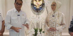 Menteri Perhubungan (Menhub) Republik Indonesia, Budi Karya Sumadi, saat menerima Kunjungan Kerja (Kunker) Ketua Dewan Perwakilan Rakyat Daerah (DPRD) Sumsel, Hj. Anita Noeringhati, hari Rabu tanggal 25 Januari 2023. (foto : Humas DPRD Sumsel)