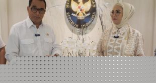 Menteri Perhubungan (Menhub) Republik Indonesia, Budi Karya Sumadi, saat menerima Kunjungan Kerja (Kunker) Ketua Dewan Perwakilan Rakyat Daerah (DPRD) Sumsel, Hj. Anita Noeringhati, hari Rabu tanggal 25 Januari 2023. (foto : Humas DPRD Sumsel)