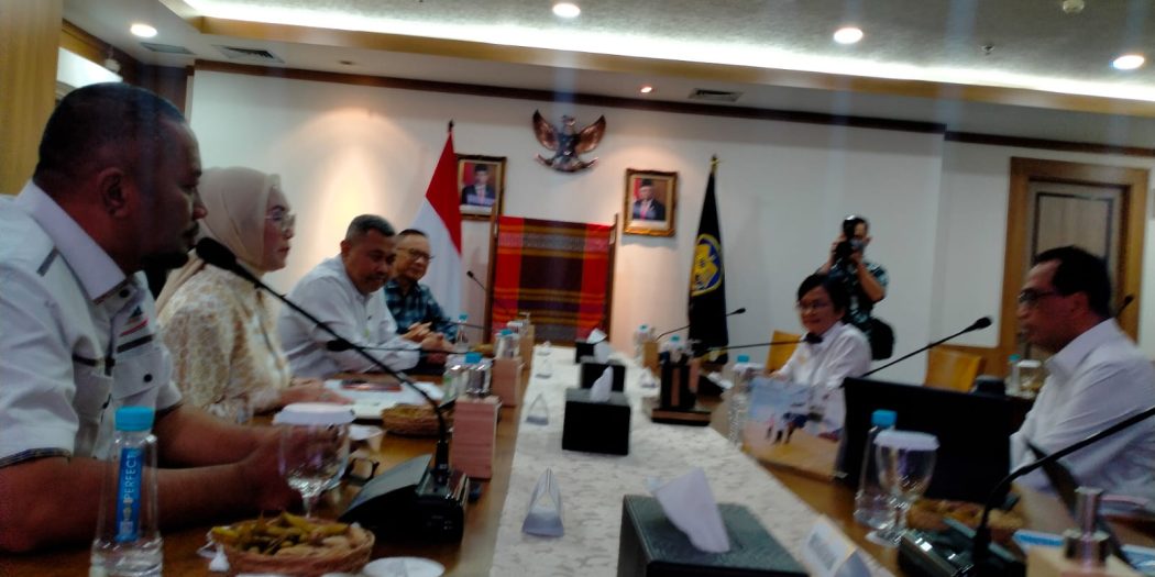 Ketua DPRD Sumsel, Hj. Anita Noeringhati, melakukan Kunjungan Kerja ke Kementerian Perhubungan (Kemenhub) Republik Indonesia, pada hari Rabu tanggal 24 Januari 2023. (foto : Humas DPRD Sumsel)