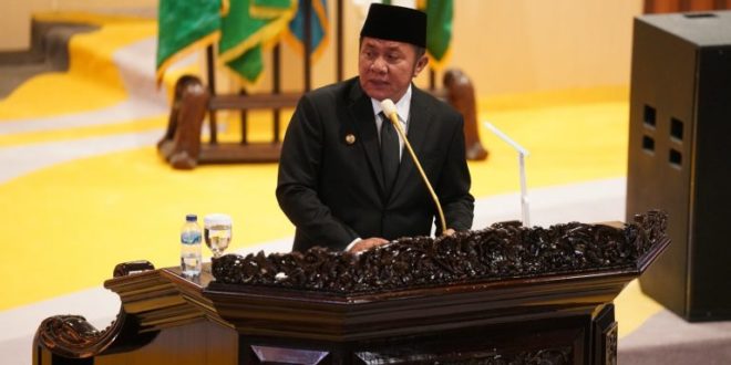 Gubernur Sumatera Selatan, Herman Deru, menyampaikan empat Raperda Usulan Eksekutif Tahun 2023. (Humas DPRD Sumsel)