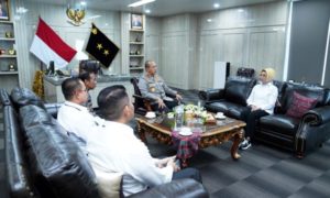 Ketua Dewan Perwakilan Rakyat Daerah (DPRD) Provinsi Sumatera Selatan (Sumsel), Hj. R.A. Anita Noeringhati, membuat Laporan Polisi (LP) ke Polda Sumsel guna menindaklanjuti kasus pencatutan namanya dalam penipuan online dengan modus rehab mushollah