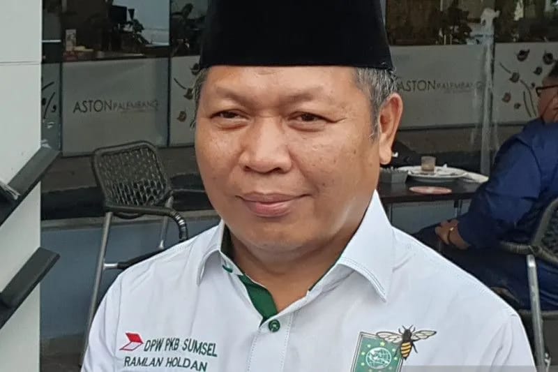 Ramlan Holdan, Ketua Dewan Pimpinan Wilayah (DPW) Partai Kebangkitan Bangsa (PKB) Provinsi Sumatera Selatan. (bekisarmedia.id/sikumbang hasan)