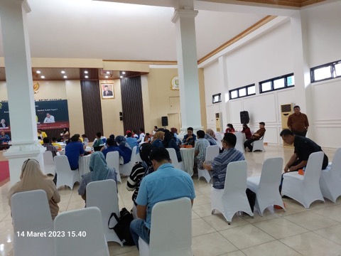 Peserta Diskusi Sumatera Selatan Subsidi Tepat Apakah Sudah Tepat di Lantai III DPRD Sumsel tanggal 14 Maret 2023.