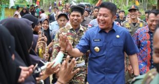 Gubernur Provinsi Sumatera Selatan, Herman Deru, melakukan Kunjungan Kerja ke Desa Marga Mulya, Kecamatan Rambang, Kabupaten Muara Enim, hari Kamis tanggal 2 Maret 2023. (foto : Humas Pemprov Sumsel)