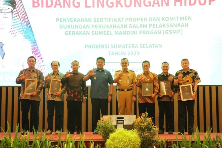 Gubernur Sumsel, Herman Deru, menghadiri Rapat Koordinasi Teknis (Rakotek) bidang Lingkungan Hidup (LH) tingkat provinsi tahun 2023 di Hotel Aryaduta Palembang, hari Senin tanggal 13 Maret 2023. (foto : Humas Pemprov Sumsel)