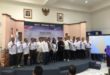 Pengurus Forum Pemimpin Redaksi Media Siber Indonesia bersama Ketua Dewan Pers dan SMSI, foto bersama saat pelantikan di Hall Gedung Dewan Pers, hari Senin tanggal 6 Maret 2023. (foto : SMSI)