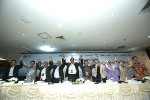 PT. PLN bersama Bank-Bank yang tergabung di dalam Himpunan Bank Negara (Himbara) saat Konferensi Pers dengan tema Dukungan Pengembangan Ekosistem KBLBB, di Jakarta pada hari Jum'at tanggal 10 Maret 2023. (foto : SMSI Sumsel)