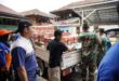 Bantuan dari PT. Bukit Asam bagi korban banjir yang berada di wilayah Kabupaten Muara Enim. (foto : SMSI Sumsel)