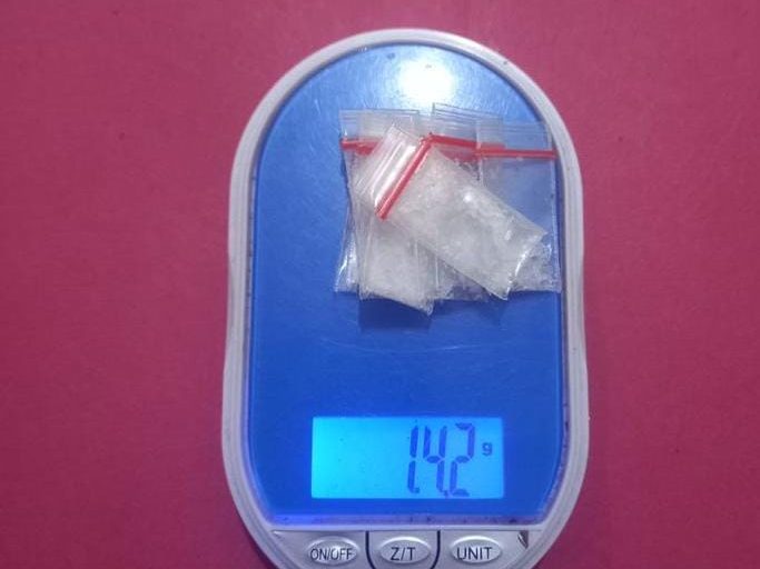 Barang Bukti 10 Paket Sabu yang berhasil diamankan oleh Satuan Narkoba Polres Musi Rawas dari Tersangka Jam. (foto : SMSI Silampari)
