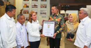 Pengurus SMSI Provinsi Sumatera Utara saat audiensi dengan Ketua DPRD Sumatera Utara, hari Selasa tanggal 4 April 2023. (foto : SMSI SUMSEL)