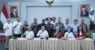 Ketua DPRD Sumsel, Hj. Anita Noeringhati, dan Pansus DPRD Sumsel, foto bersama Pihak Ditjen Bina Keuangan Daerah Kementerian Dalam Negeri Republik Indonesia, pada hari Rabu tanggal 5 April 2023.