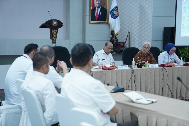 Ketua DPRD Sumsel, Hj. Anita Noeringhati, bersama rombongan, Rapat dengan Pihak Ditjen Bina Keuangan Daerah Kementerian Dalam Negeri Republik Indonesia, pada hari Rabu tanggal 5 April 2023.
