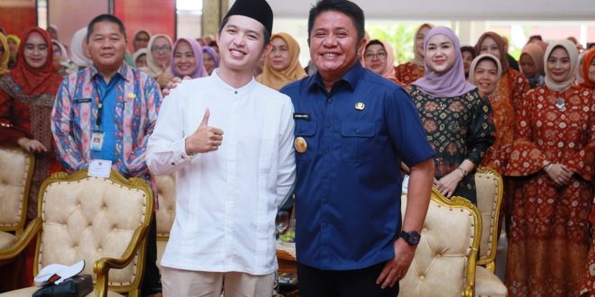 Gubernur Provinsi Sumatera Selatan (Sumsel), Herman Deru, menghadiri acara Halal Bi Halal bersama Dharma Wanita Persatuan (DWP) dan TP PKK Provinsi Sumsel, di Griya Agung Palembang, hari Kamis tanggal 27 April 2023.