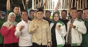 Jajaran Dewan Pimpinan Cabang (DPC) Partai Persatuan Pembangunan (PPP) Kota Palembang saat menghadiri kegiatan Launching Swara Kandidat yang digelar oleh Lintas Politika Indonesia pada hari Senin tanggal 22 Mei 2023 di Guns Cafe Palembang.