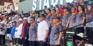 Wakil Ketua DPRD Sumsel, Giri Ramanda N. Kiemas, menghadiri pembukaan Turnamen Sepak Bola Antar Organisasi Perangkat Daerah (OPD) Provinsi Sumatera Selatan yang digelar di Stadion Bumi Sriwijaya, Palembang, pada hari Rabu tanggal 31 Mei 2023.