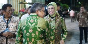 Ketua Dewan Perwakilan Rakyat Daerah (DPRD) Provinsi Sumatera Selatan (Sumsel), Hj. Anita Noeringhati, hadir dalam acara Malam Syukuran Hari Ulang Tahun Asosiasi Pemerintah Kota Seluruh Indonesia (APEKSI) ke-23 yang diselenggarakan di Palembang Sport Covention Center. (foto : Humas Pemprov Sumsel)
