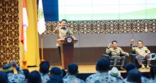 Gubernur Provinsi Sumatera Selatan (Sumsel), Herman Deru, kembali menerima penghargaan tingkat nasional, yang terbaru berupa penghargaan Abdhi Bhakti Tani Nelayan Maha Utama dari Kontak Tani Nelayan (KTNA) Nasional di Auditorium Universitas Negeri Padang Provinsi Sumatera Barat, hari Jum'at tanggal 9 Juni 2023.