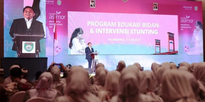 Gubernur Provinsi Sumatera Selatan, Herman Deru, Herman Deru saat membuka Program Edukasi bidan dan Intervensi Stunting di Hotel Novotel Palembang, pada hari Selasa tanggal 27 Juni 2023. (foto : bekisarmedia.id/aprizal)