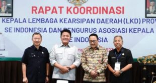 Gubernur Provinsi Sumatera Selatan, Herman Deru menghadiri Rapat Koordinasi Kepala Lembaga Kearsipan se Indonesia di Ballroom Emilia Hotel Palembang, hari Kamis tanggal 13 April 2023. (foto : Humas Provinsi Sumsel)