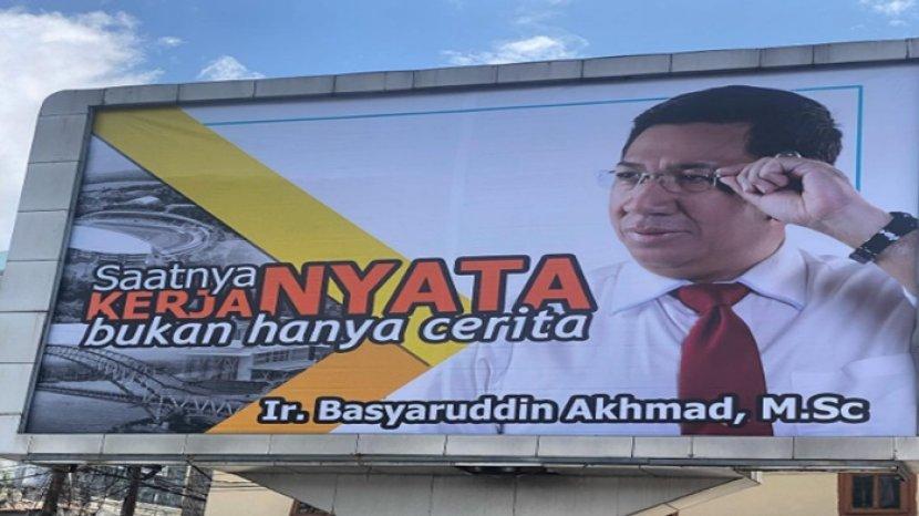Baliho Basyaruddin Akhmad. (foto : instagram.com/basyaruddin.akhmad)