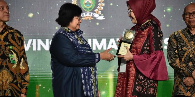 Dewan Perwakilan Rakyat Daerah (DPRD) Provinsi Sumatera Selatan (Sumsel) kembali menerima penghargaan Green Leadership Nirwasita Tantra tahun 2022 dari Kementerian Lingkungan Hidup dan Kehutanan (KLHK) Republik Indonesia di Jakarta pada hari Selasa tanggal 29 Agustus 2023.