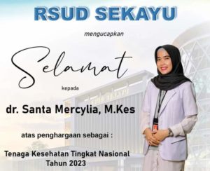 Tenaga Kesehatan dari Kabupaten Musi Banyuasin, dr. Santa Marcylia, dokter di Rumah Sakit Umum Daerah Sekayu, bakal mendapatkan penghargaan dari Kementerian Kesehatan Republik Indonesia sebagai Tenaga Kesehatan Teladan Tingkat Nasional Tahun 2023. (foto : bekisarmedia.id/aprizal)