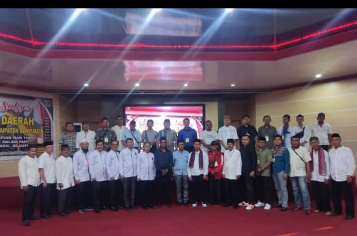 Foto bersama peserta Musyawarah Daerah (Musda) Ikatan Keluarga Minang (IKM) Kabupaten Banyuasin yang digelar pada 2 September 2023 di Ruang Auditorium Pemerintah Kabupaten Banyuasin. (foto : SMSI Sumsel)
