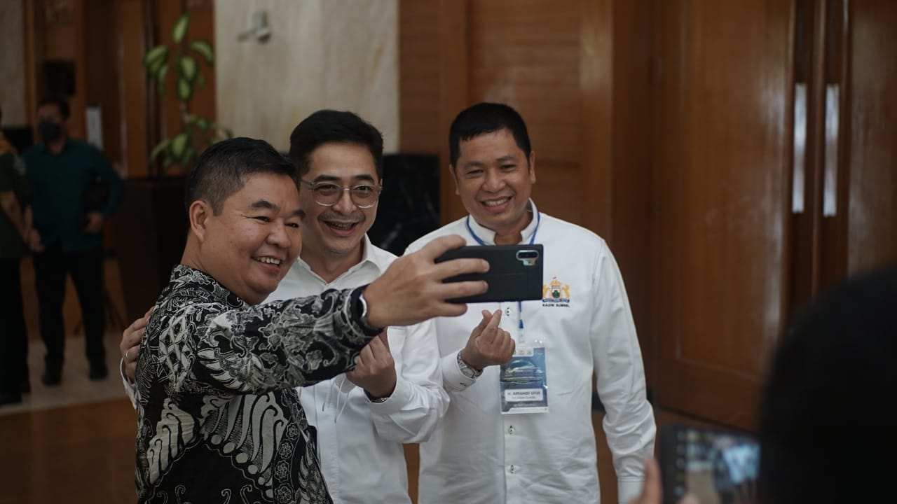 Ketua Umum Kamar Dagang Indonesia Provinsi Sumatera Selatan, Affandi Udji, dukung Arsyad Rasjid sebagai Ketua Tim Pemenangan Nasional Ganjar Pranowo.
