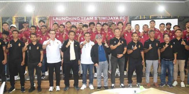 Sebanyak 27 pemain diperkenalkan kepada masyarakat dalam acara launching team Sriwijaya Football Club (SFC) di Gold Lounge, The Royal Palembang Gold Center), pada hari Jum'at tanggal 1 September 2023. (foto : Media Officer Sriwijaya FC)