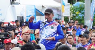 Event Tahunan Sriwijaya Ranau Gran Fondo (SRGF) kembali digelar di pelataran Danau Ranau, Kecamatan Banding Agung, Kabupaten Ogan Komering Ulu (OKU) Selatan, dan ditandai dengan pengibaran bendera start oleh Gubernur Provinsi Sumatera Selatan (Sumsel), Herman Deru, sekitar pukul 07.00 Wib, pada hari Sabtu pagi tanggal 19 Agustus 2023.