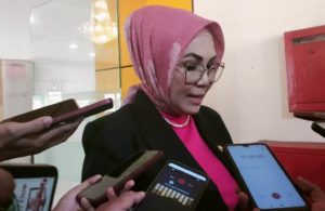 Ketua DPRD Provinsi Sumatera Selatan, Hj. Anita Noeringhati, saat diwawancarai mengenai Pj. Gubernur Sumsel Usulan DPRD, pada hari Jum'at tanggal 1 September 2023. (bekisarmedia.id/angga putra)