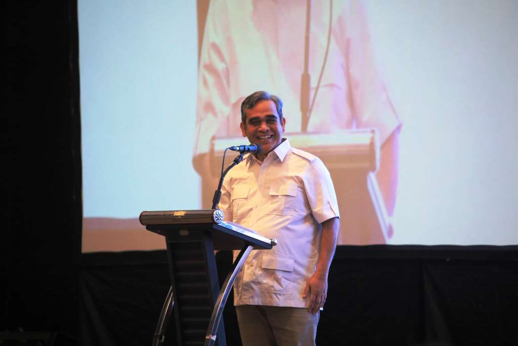 Sekretaris Jenderal (Sekjen) Partai Gerakan Indonesia Raya (Gerindra), Ahmad Muzani, menghadiri konsolidasi akbar kader Gerindra Banyuwangi, Situbondo, dan Bondowoso, pada hari Kamis malam  tanggal 5 Oktober 2023 di Banyuwangi, Jawa Timur.