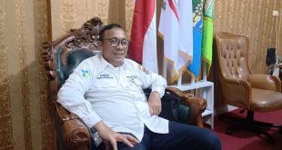 Kepala Dinas Kesehatan Kota Lubuklinggau, Erwin Armeidi, saat di wawancarai wartawan di ruang kerjanya, pada hari Rabu tanggal 24 Januari 2024. (foto : SMSI Sumsel)